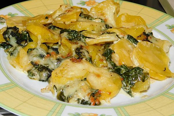 Potato Casserole with Spinach and Cheese