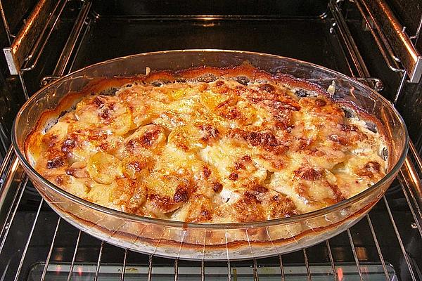 Potato Gratin with Processed Cheese