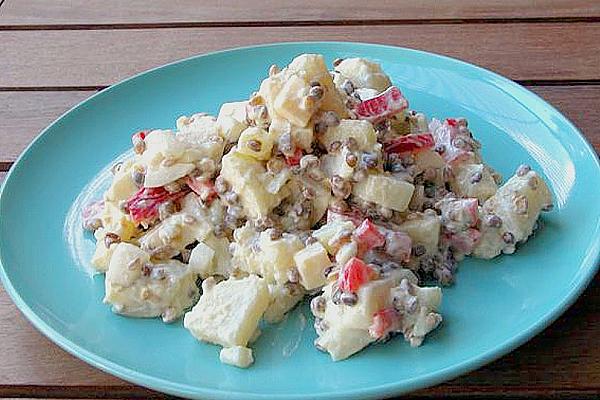 Potato – Lentil Salad with Bell Pepper, Apple and Cheese