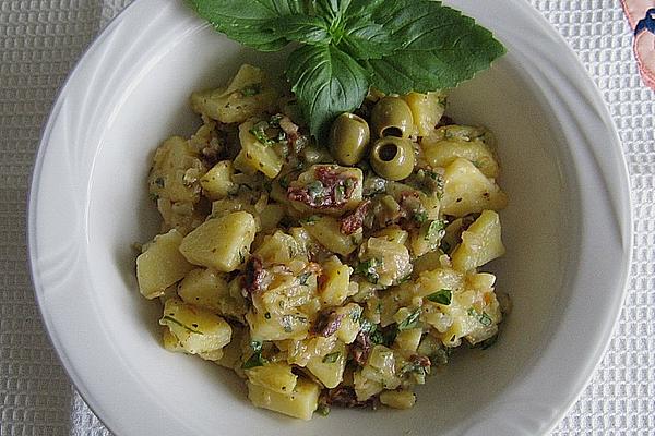 Potato Salad with Mediterranean Touch