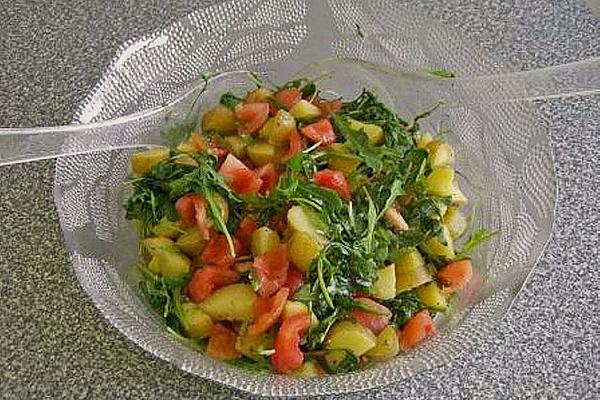 Potato Salad with Tomatoes and Arugula
