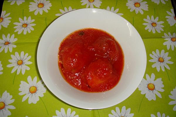 Potatoes in Tomato Sauce (Patates Yahni)