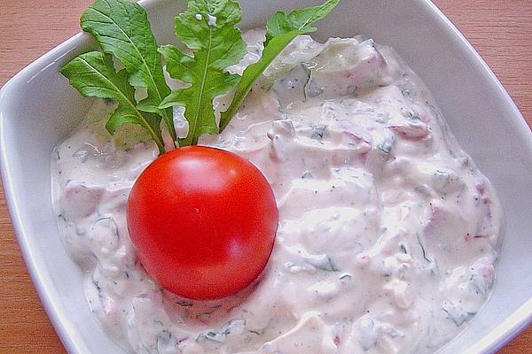 Potatoes with Tomatoes – Arugula – Curd Cheese