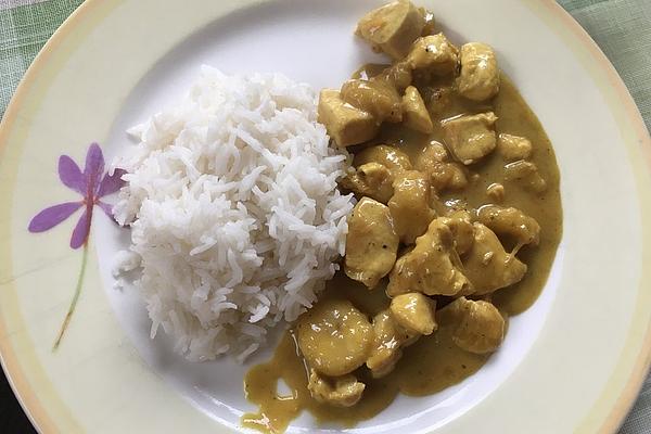 Poultry and Banana Curry with Rice