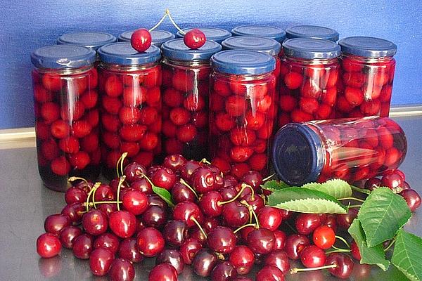 Preserved Sweet Cherries