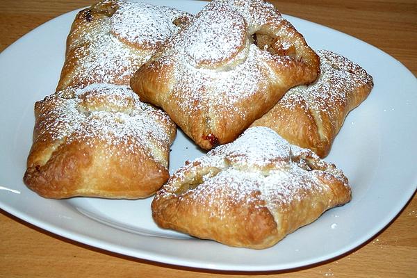 Puff Pastry Bag with Apple Filling