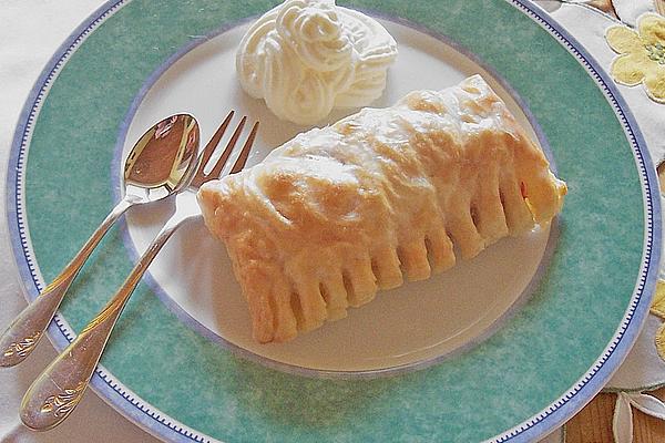 Puff Pastry – Cherry – Combs