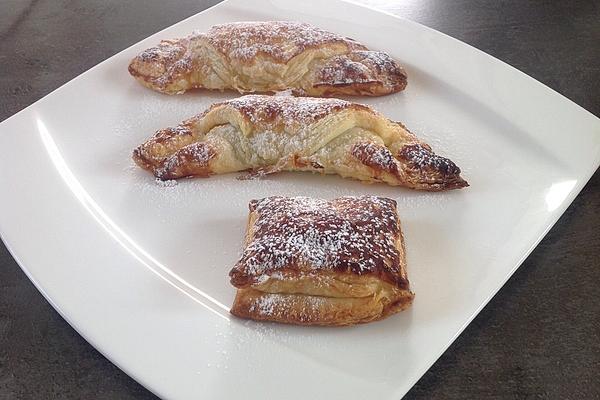 Puff Pastry – Marzipan Croissants