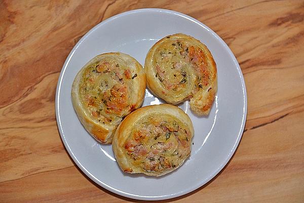 Puff Pastry Rolls with Ham and Cheese