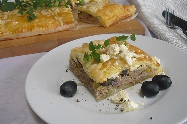 Puff Pastry with Minced Meat, Sheep Cheese and Paprika
