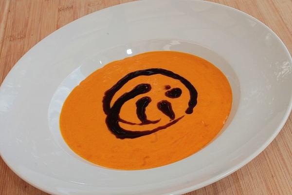Pumpkin and Pepper Curry Soup