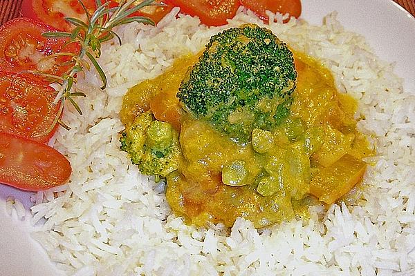 Pumpkin – Carrots – Broccoli – Curry with Coconut Milk