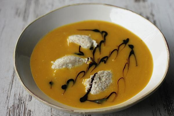 Pumpkin Cream Soup with Ricotta Dumplings