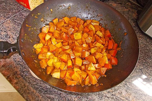 Pumpkin Pan À La Mamma with Apple Pieces