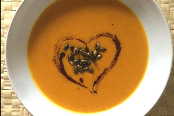 Pumpkin Soup with Orange Juice and Ginger