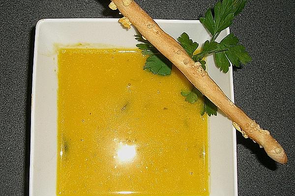 Pumpkin Soup with Zucchini and Potatoes