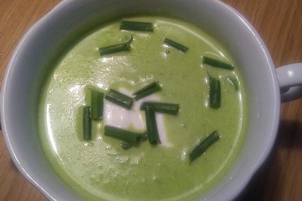 Pureed Pea Soup According To Frau Helmchen