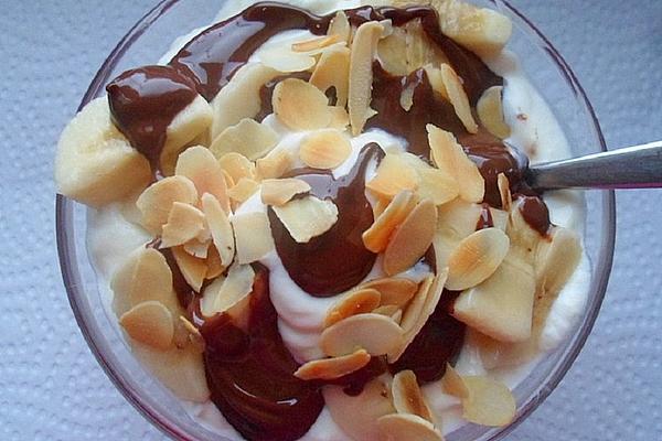 Quark Cream Banana with Chocolate Sauce