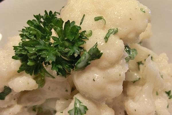 Quick Cauliflower Salad