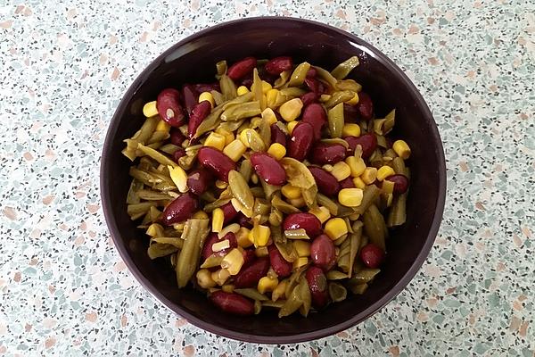 Quick, Green Bean Salad with Kidney Beans and Corn