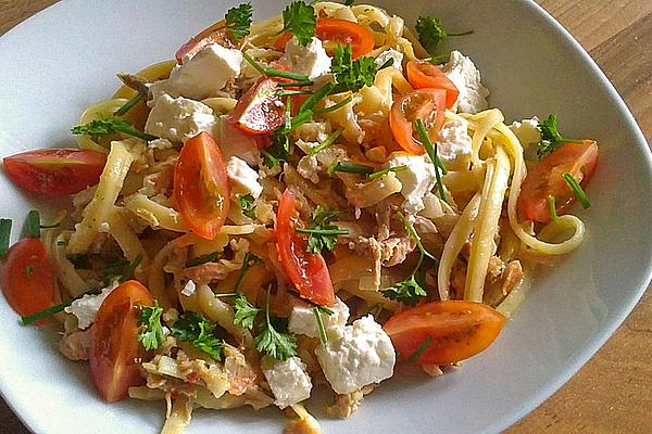 Quick Pasta with Low-fat Smoked Salmon Sauce