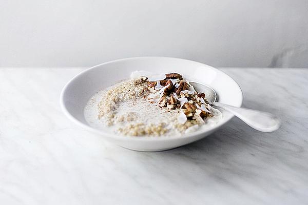 Quinoa Chai Breakfast with Pecans and Coconut Chips