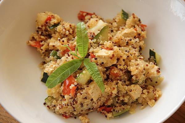 Quinoa Pan with Vegetables and Tofu