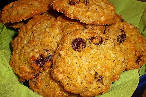 Raisin – Almond – Cookies