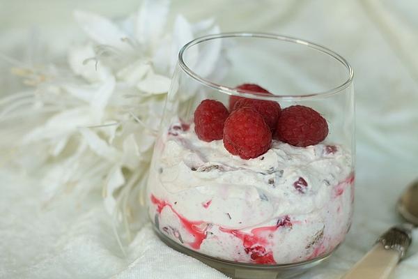 Raspberry Curd Dessert