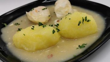 Thuringian Pot Roast with Raw Potato Dumplings (Thuringian Dumplings)