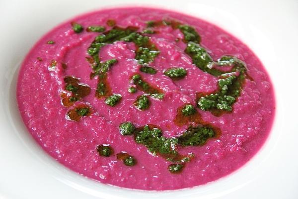 Red Cabbage Soup À La Gabi