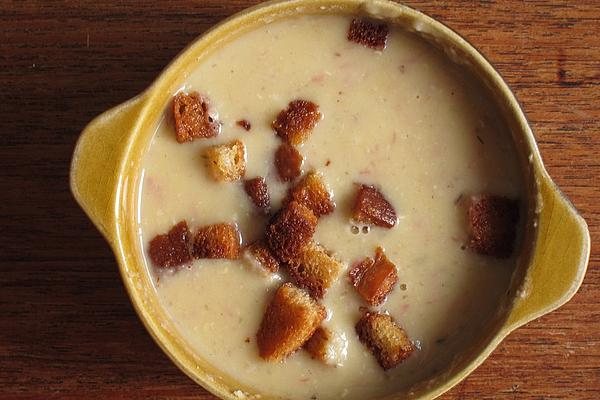 Red Lentil Soup with Bacon and Croutons