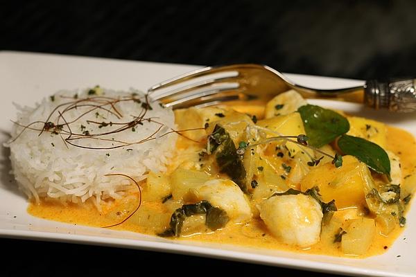 Red Thai Fish Curry with Mango and Pineapple
