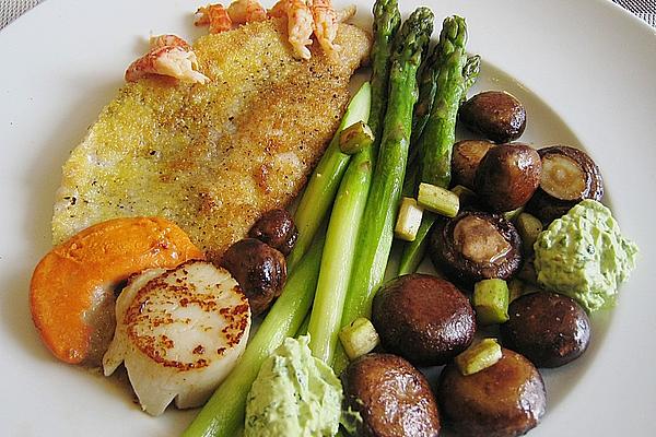 Redfish Fillet with Scallops and Crayfish on Asparagus and Mushrooms