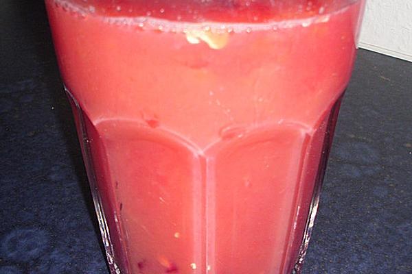 Refreshing Pomegranate Drink