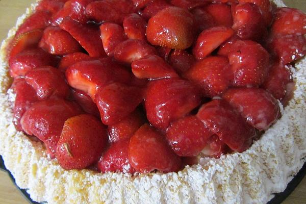 Refreshing Strawberry Cake