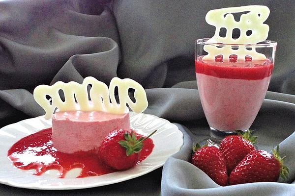 Rhubarb and Strawberry Mousse