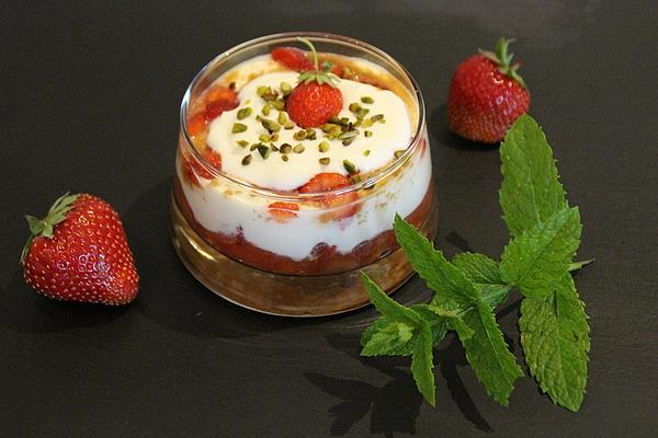 Rhubarb and Vanilla Compote with Yogurt Mousse