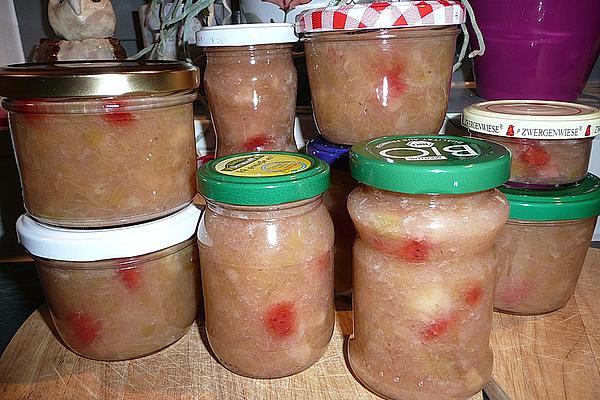 Rhubarb-banana-strawberry-vanilla Jam