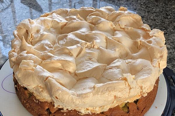 Rhubarb – Meringue Cake