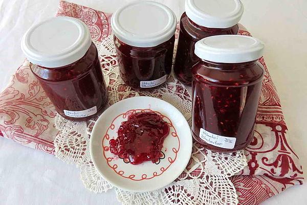Rhubarb – Raspberry Jam with Vanilla and Lemon