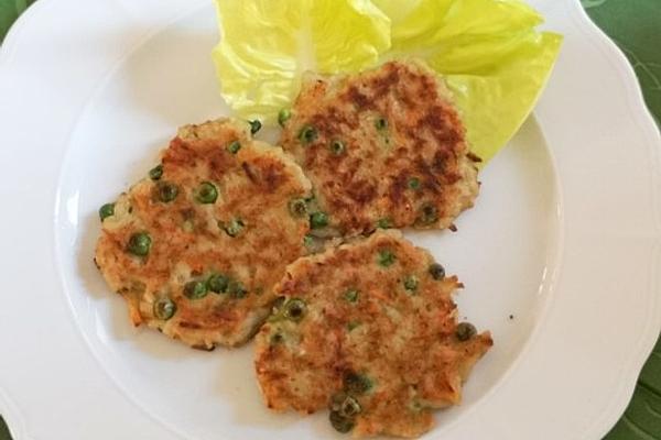 Rice Patties with Carrots and Peas