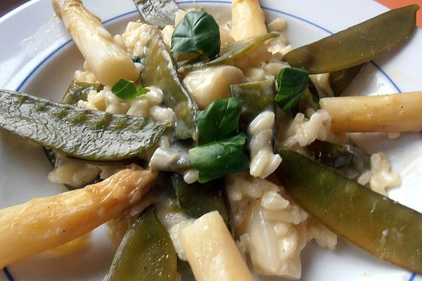 Risotto with Asparagus, Sugar Peas and Wild Garlic