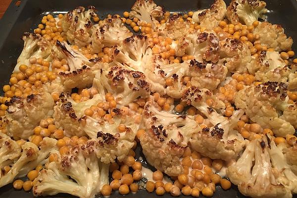 Roasted Cauliflower with Chickpeas