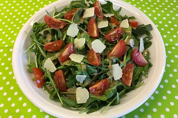 Rocket and Tomato Salad in Balsamic Honey Dressing