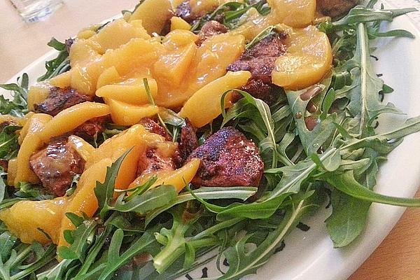 Rocket Salad with Chicken and Peaches