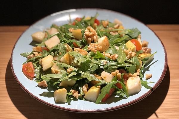 Rocket Salad with Pear and Walnut