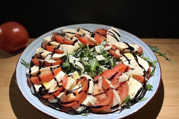 Rocket Salad with Tomatoes, Mozzarella, Parmesan and Balsamic Vinegar