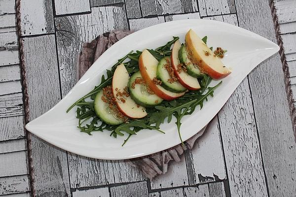 Rocket with Apple, Cucumber and Herbs