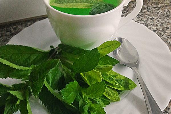 Sage-peppermint-lemon Balm Tea